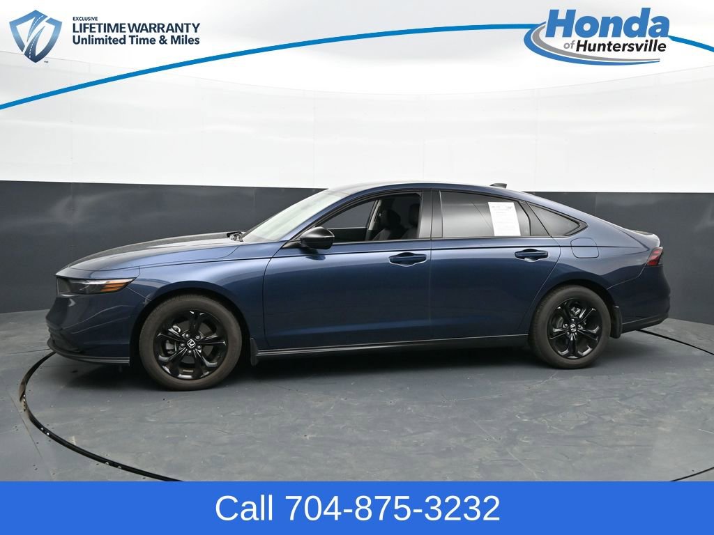 Certified 2025 Honda Accord SE image 5