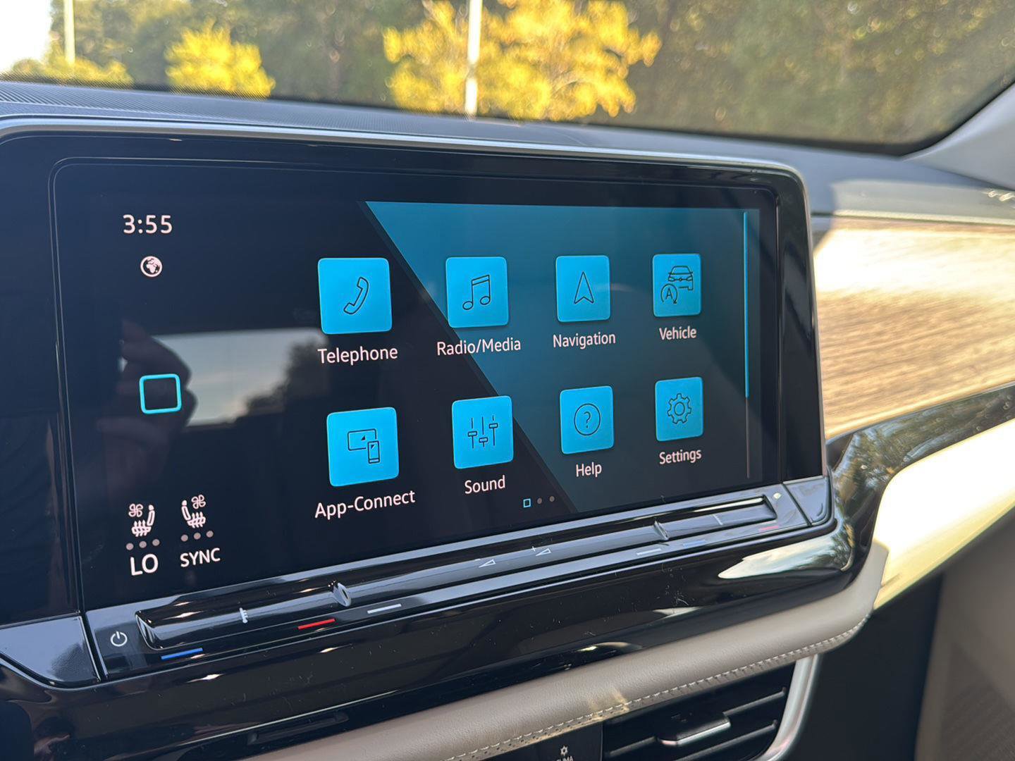 New 2026 Volkswagen Atlas SEL Premium R-Line image 13