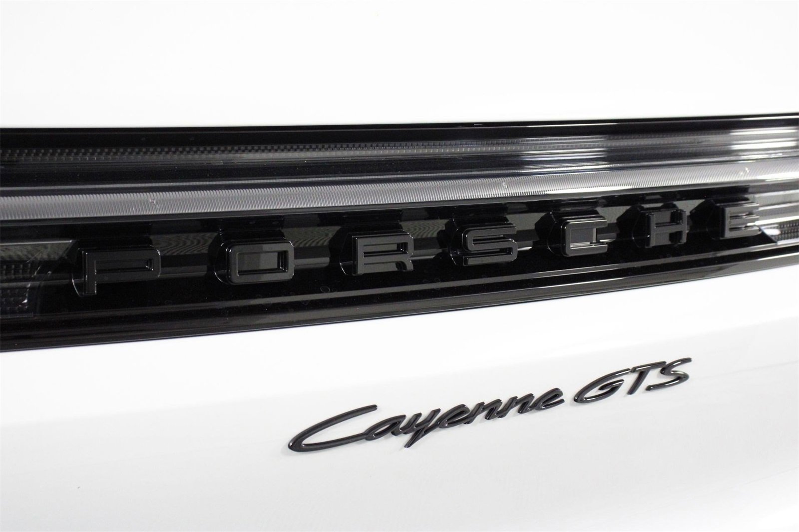 New 2026 Porsche Cayenne GTS image 22