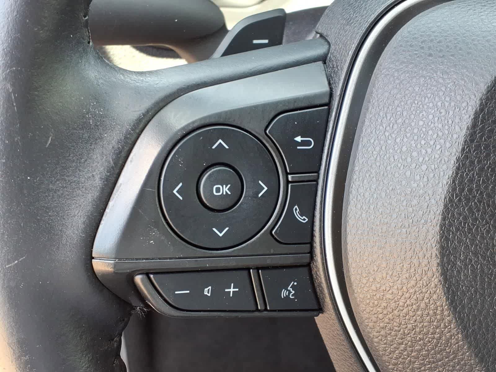 Used 2022 Toyota Corolla SE image 17