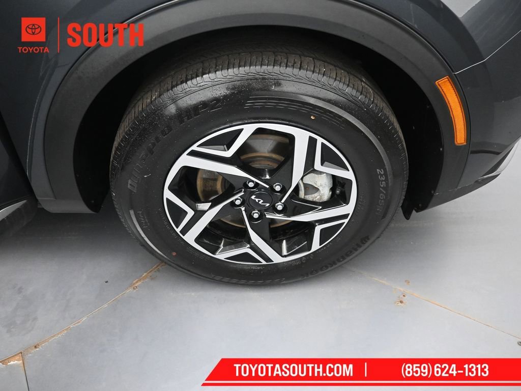 Used 2024 Kia Sportage LX image 31