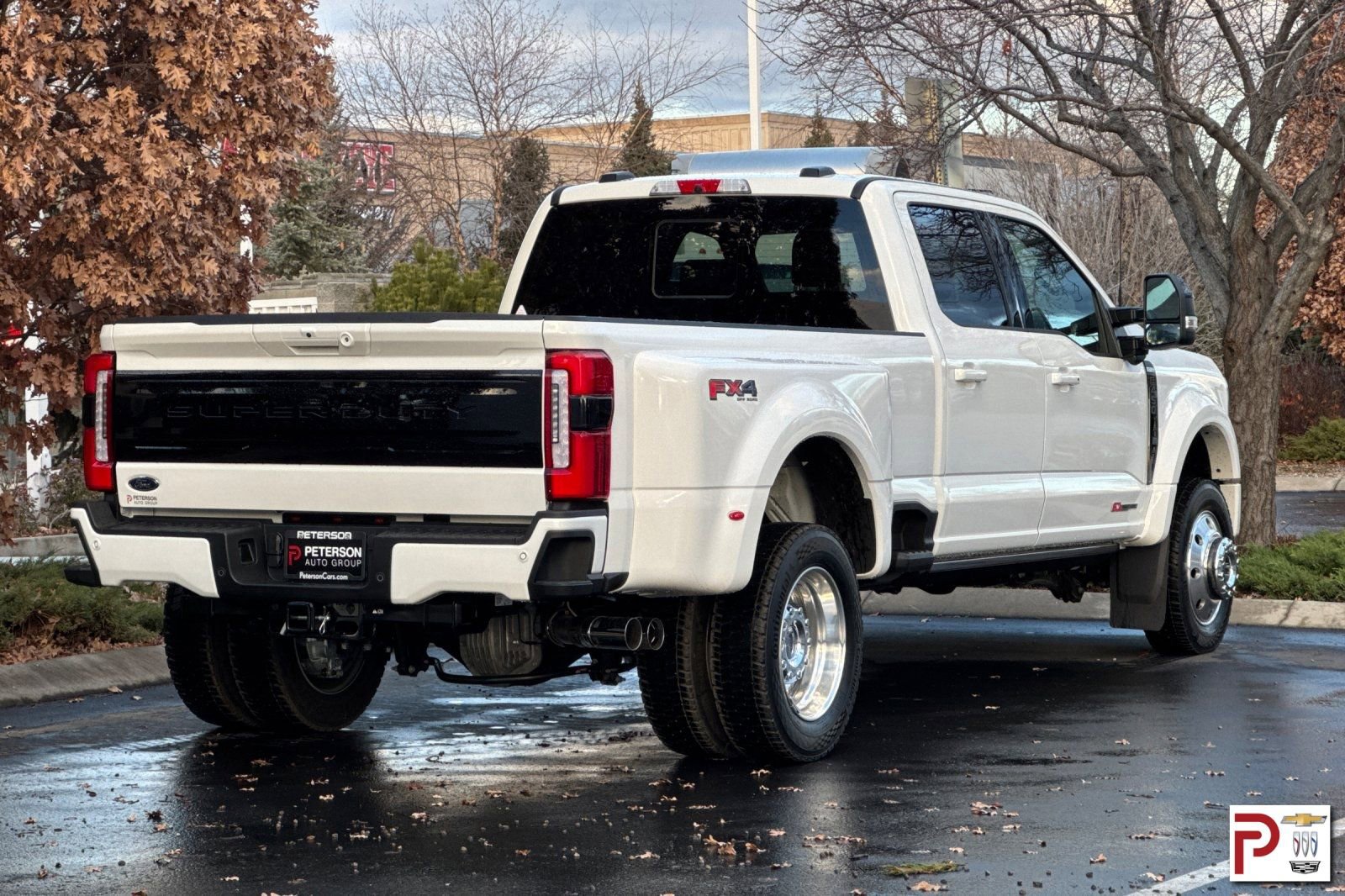 Used 2026 Ford F450 Platinum w/ FX4 Off-Road Package image 4