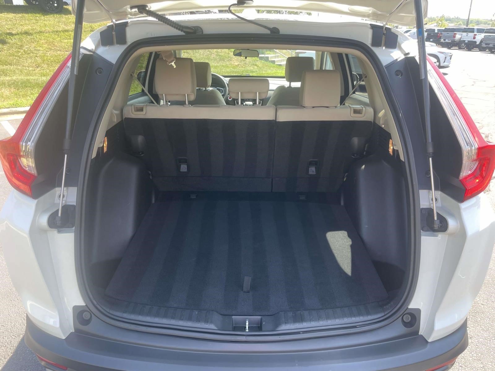 Used 2018 Honda CR-V EX image 8