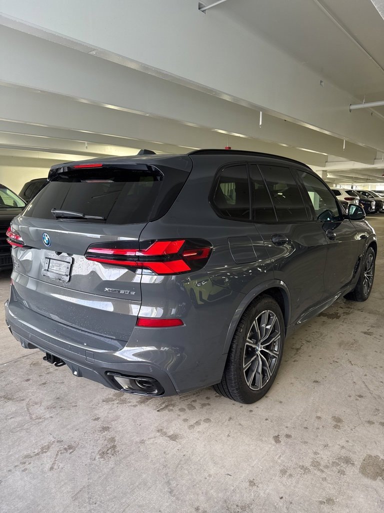 Used 2024 BMW X5 xDrive50e w/ M Sport Package image 5