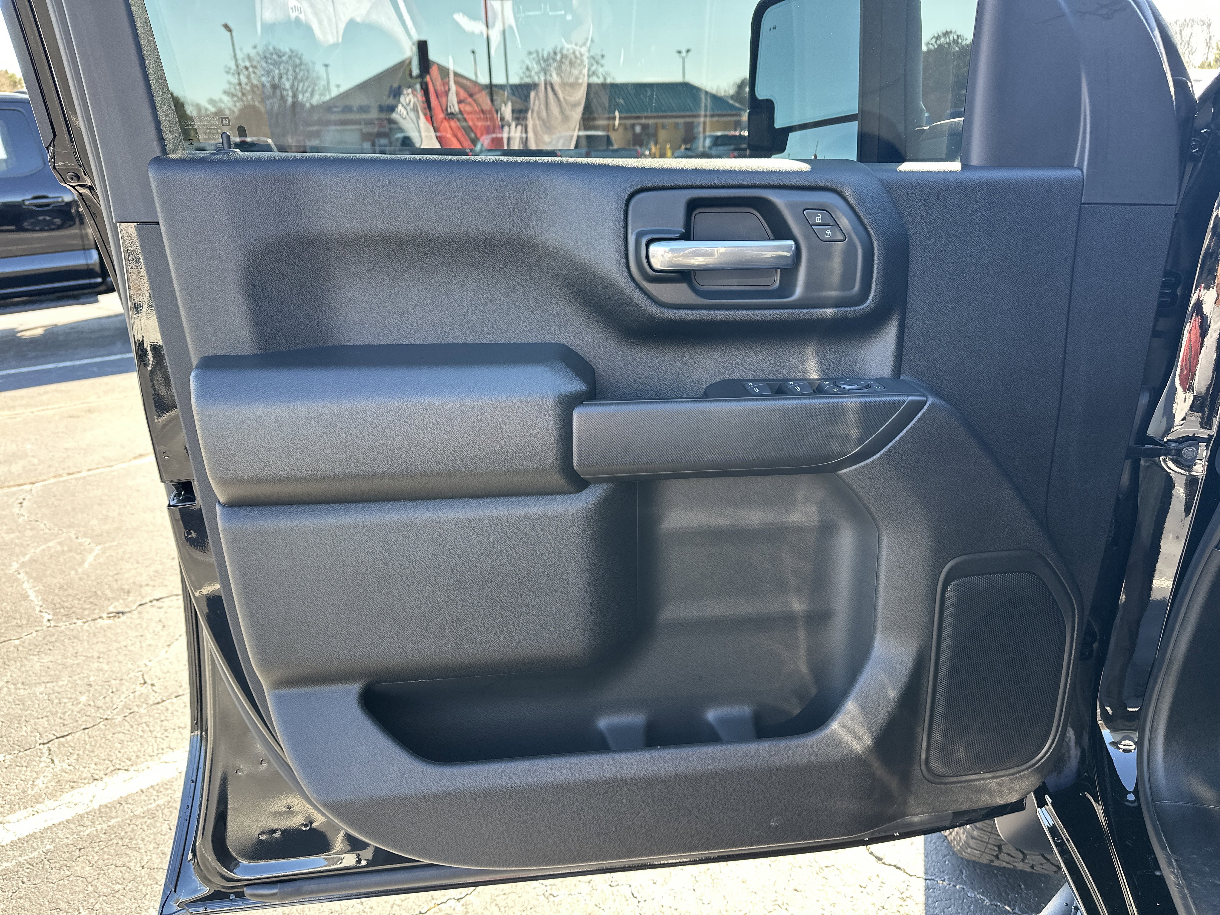 Certified 2025 Chevrolet Silverado 2500 Custom w/ Custom Value Package image 11