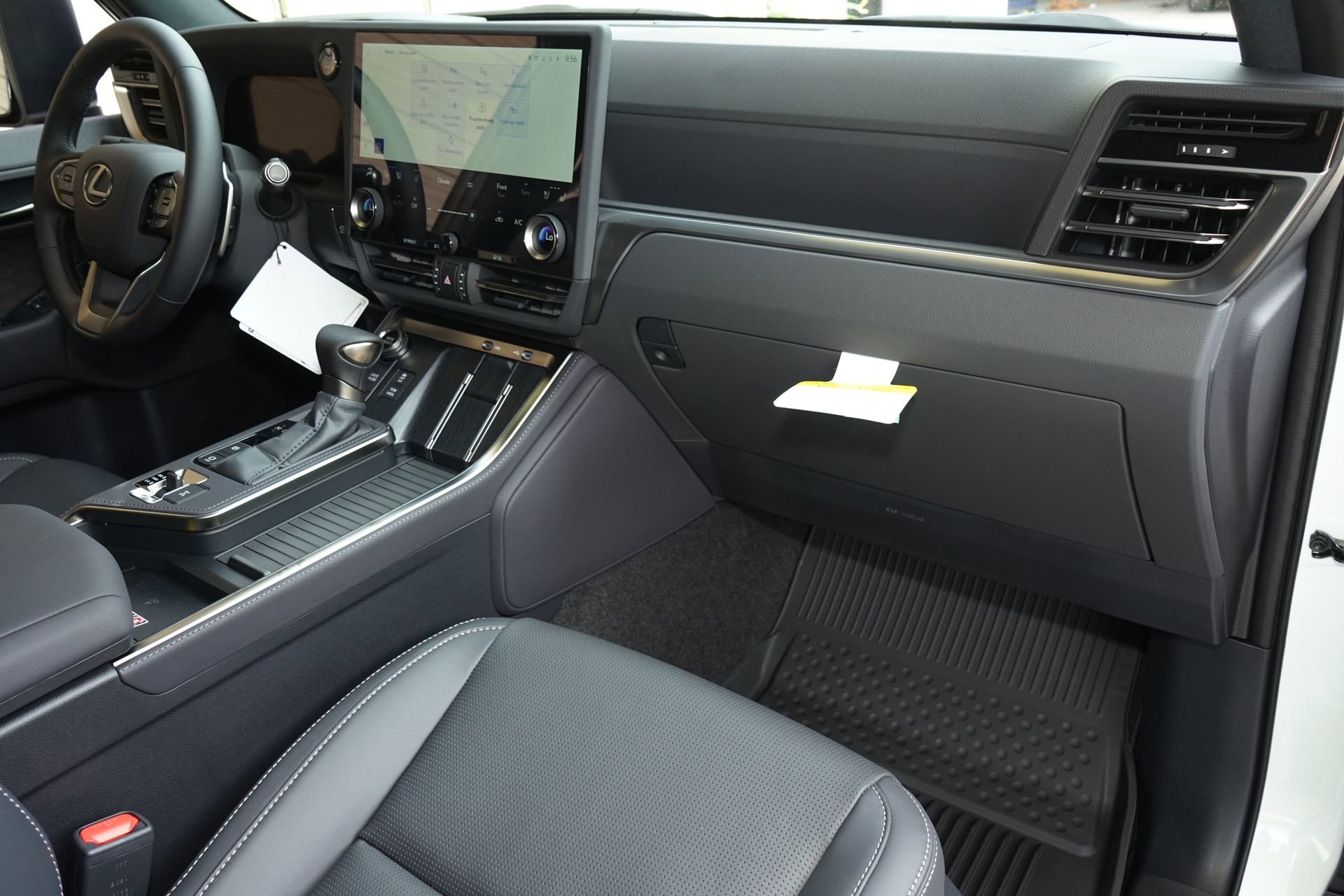 Used 2026 Lexus GX 550 image 11