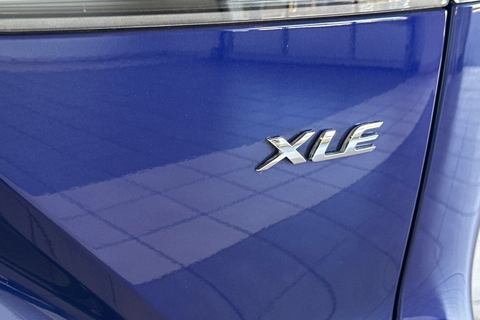 Certified 2025 Toyota Corolla Cross XLE FWD image 27