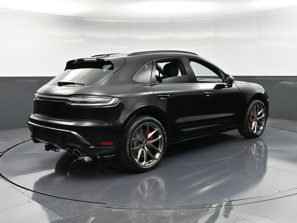 New 2026 Porsche Macan GTS image 8