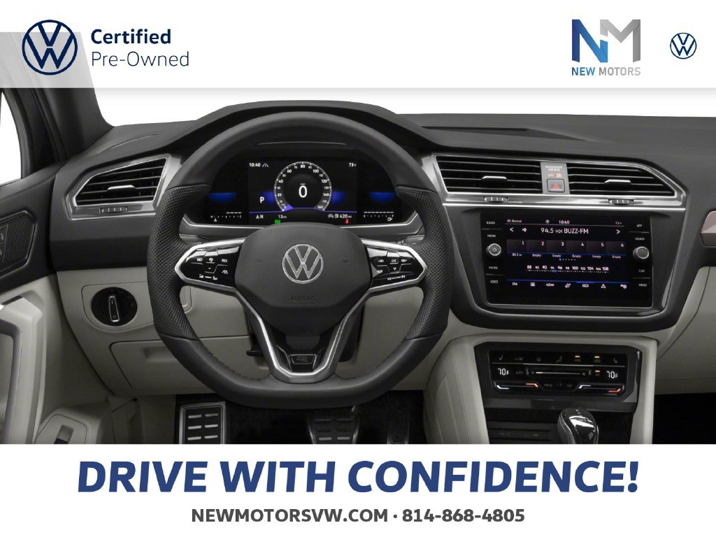 Used 2024 Volkswagen Tiguan SE R-Line AWD/4WD image 4