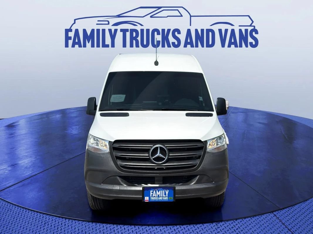 Used 2020 Mercedes-Benz Sprinter 2500 image 7