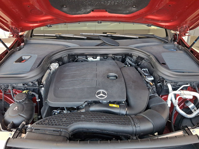 Used 2021 Mercedes-Benz GLC 300 4MATIC image 31