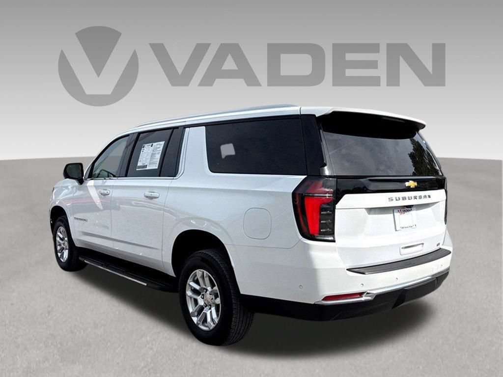 Used 2025 Chevrolet Suburban LT AWD/4WD image 25