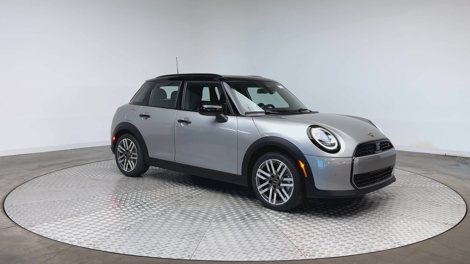 Used 2026 MINI Cooper S FWD image 2