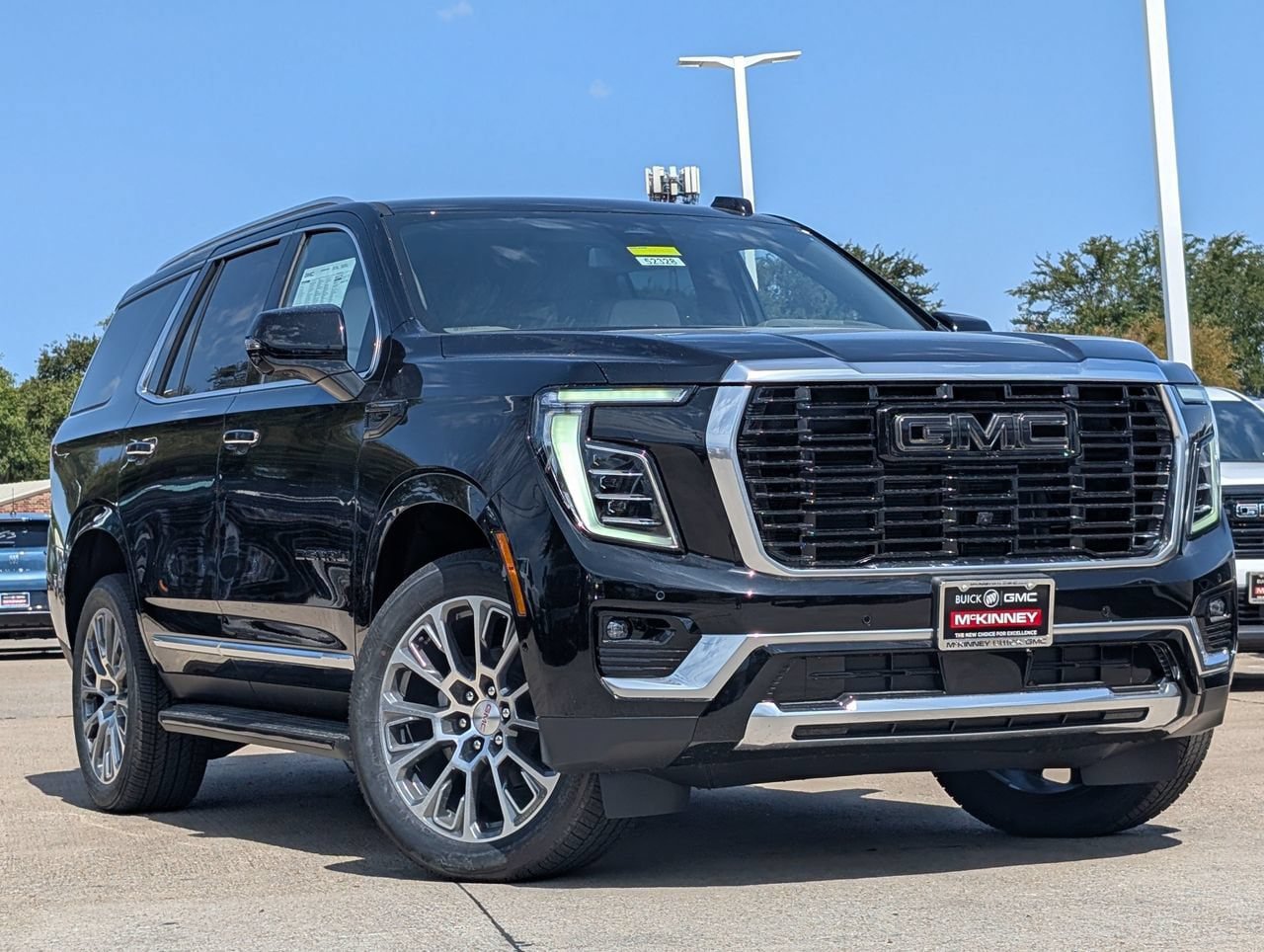 New 2026 GMC Yukon Denali AWD/4WD image 2