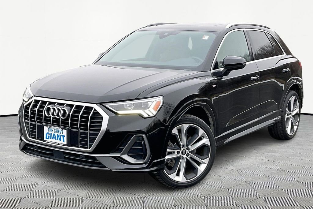 Used 2020 Audi Q3 2.0T Premium Plus w/ Premium Plus Package image 1