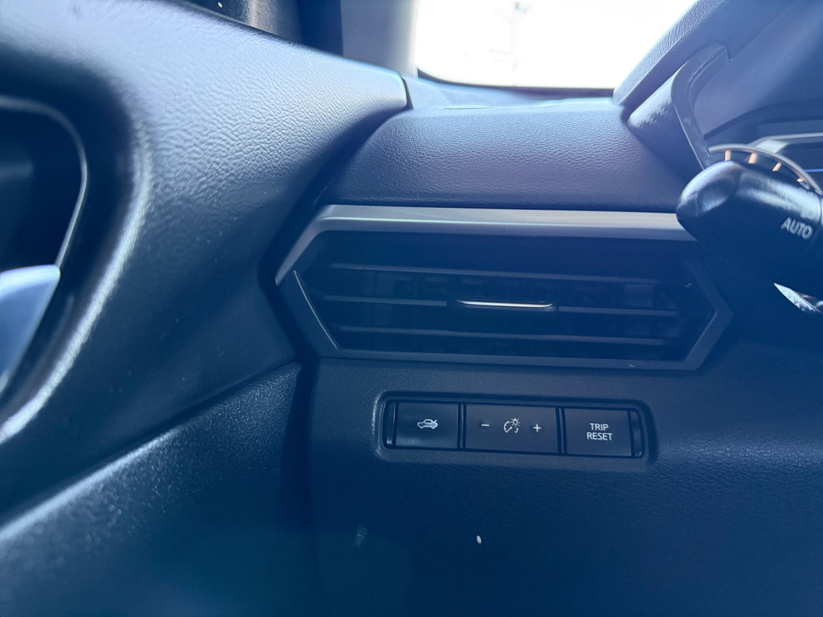 Used 2020 Nissan Altima 2.5 S FWD image 20