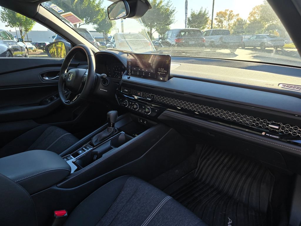 Certified 2025 Honda Accord Sport image 4