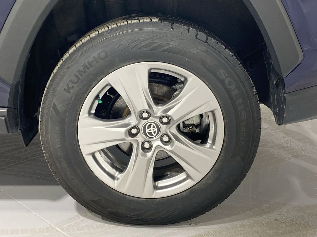 Used 2024 Toyota RAV4 XLE image 30