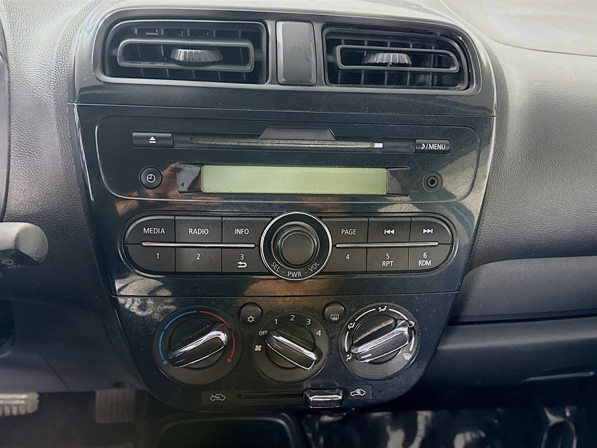 Used 2017 Mitsubishi Mirage G4 ES image 16