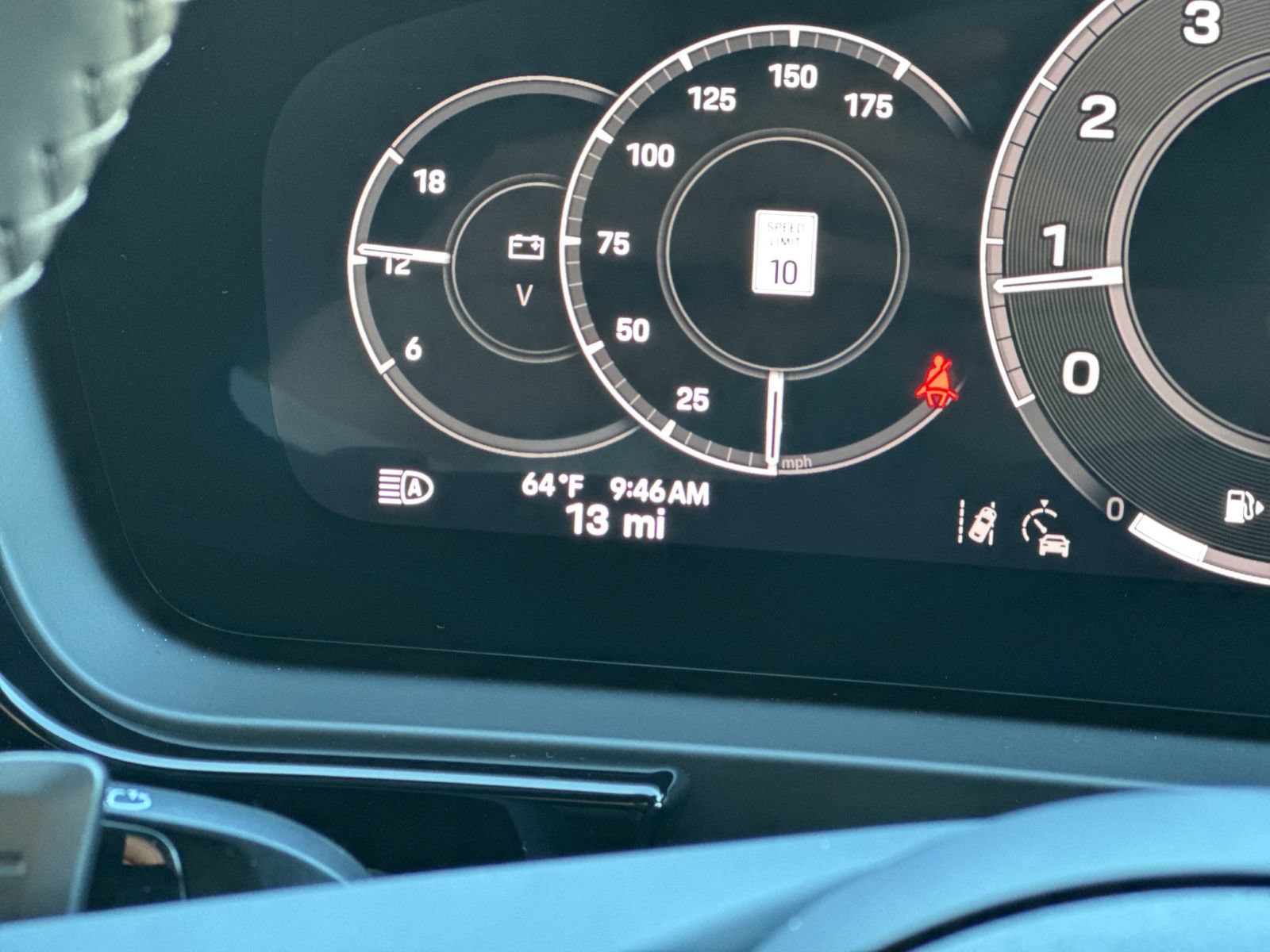 Certified 2026 Porsche Cayenne AWD/4WD image 32