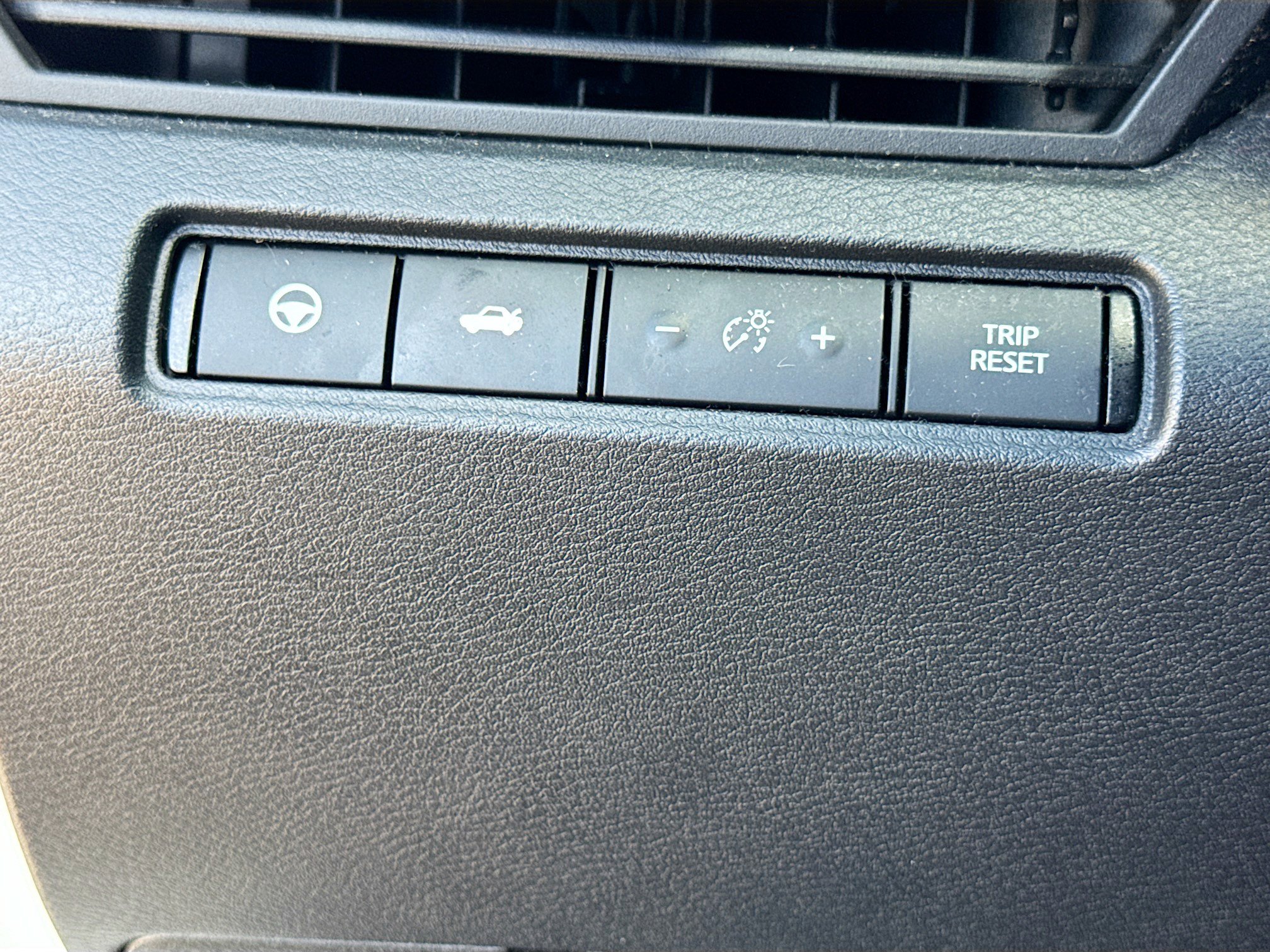 Used 2020 Nissan Altima 2.5 Platinum image 32