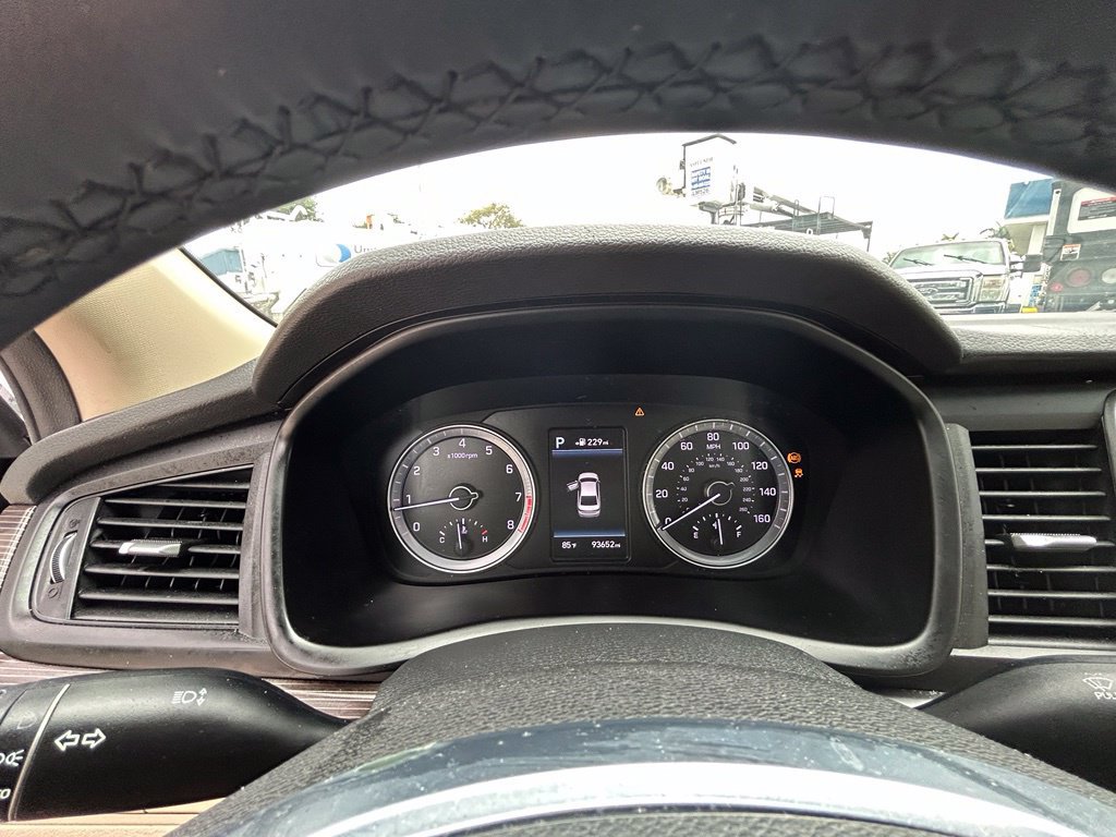 Used 2018 Hyundai Sonata Limited w/ Cargo Package FWD image 37
