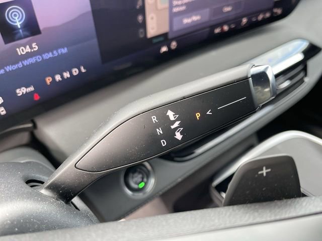 Used 2025 Buick Enclave Sport Touring image 19