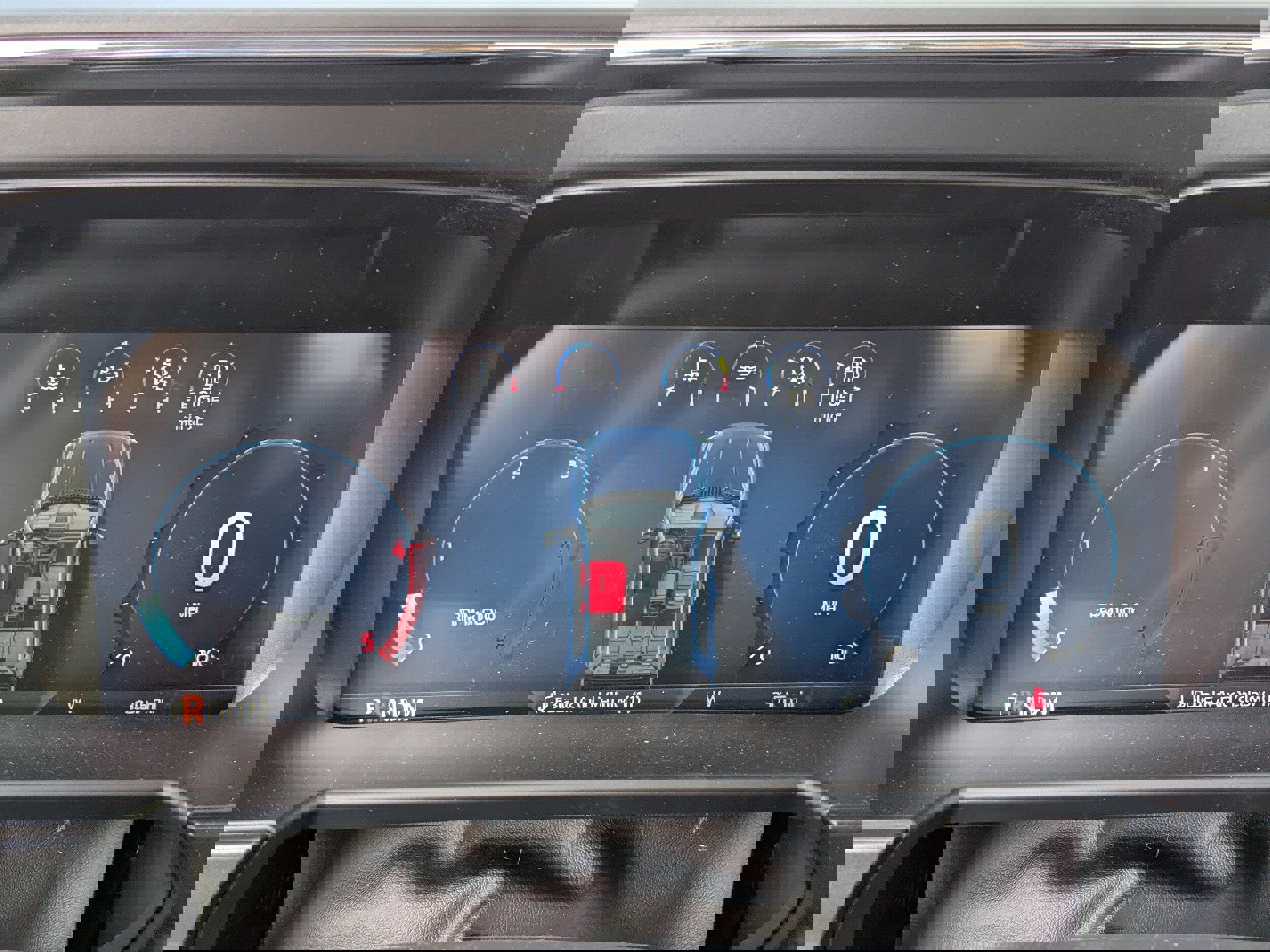 New 2025 Ford F250 Lariat w/ Lariat Ultimate Package image 24