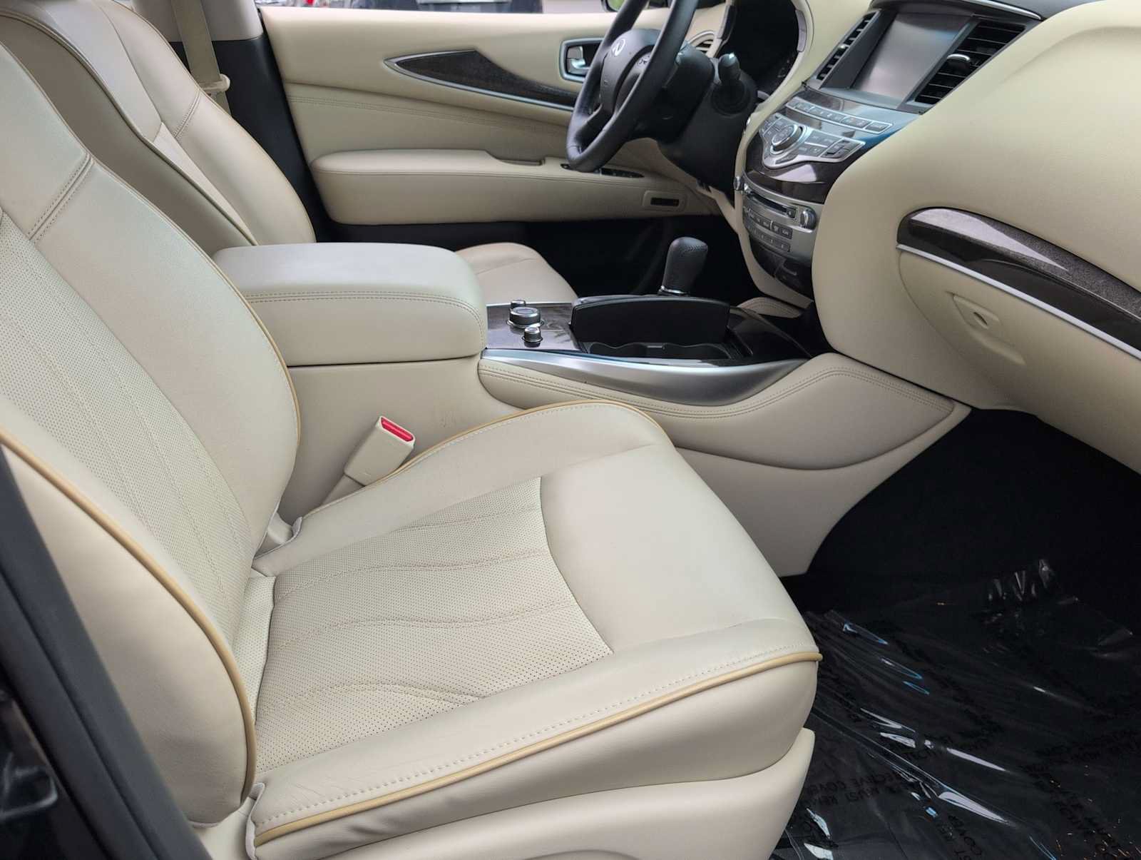 Used 2015 INFINITI QX60 Luxe w/ Premium Plus Package AWD/4WD image 21