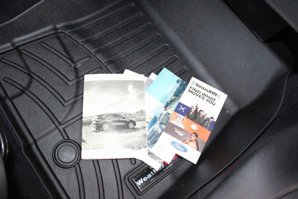 Used 2022 Ford Escape SEL image 43