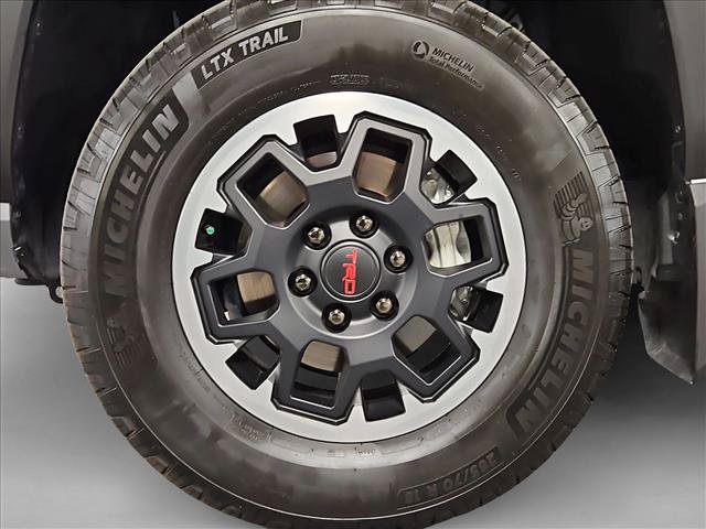 Used 2025 Toyota 4Runner TRD Off-Road Premium w/ Tow Technology Package AWD/4WD image 24