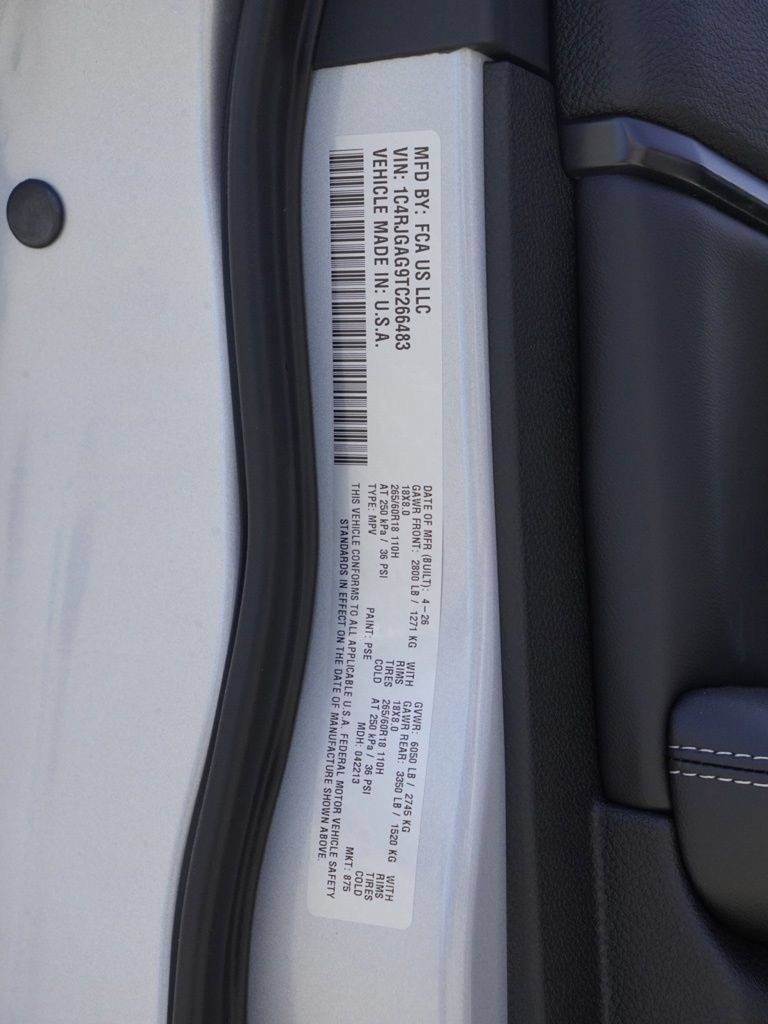 New 2026 Jeep Grand Cherokee Laredo RWD image 31