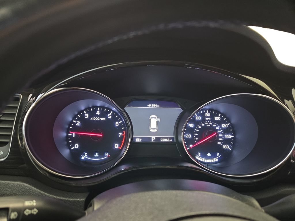 Used 2021 Kia Sedona SX FWD image 24