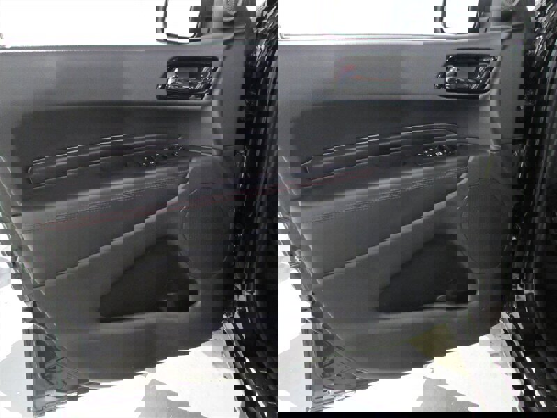 Used 2023 Dodge Durango GT image 24