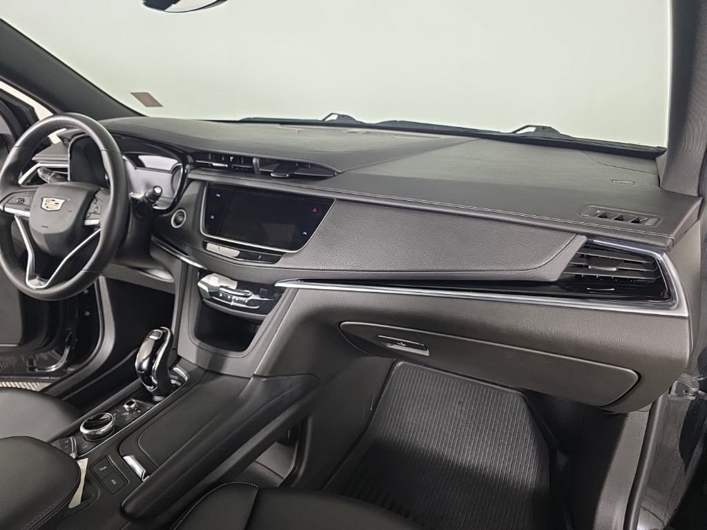 Used 2023 Cadillac XT6 Luxury FWD image 46