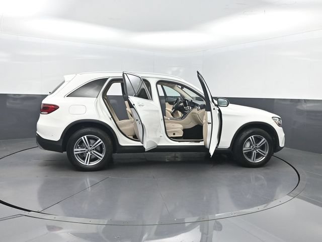 Used 2021 Mercedes-Benz GLC 300 w/ Premium Package image 33