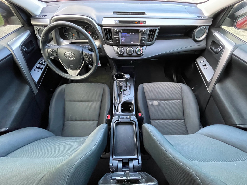 Used 2017 Toyota RAV4 LE image 29