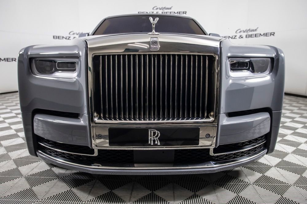 Used 2018 Rolls-Royce Phantom Sedan image 8