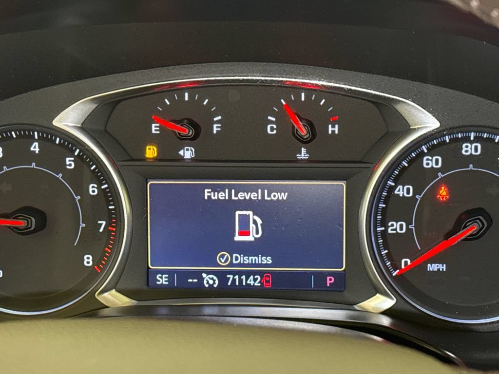 Used 2021 GMC Acadia SLT w/ Premium Package FWD image 34