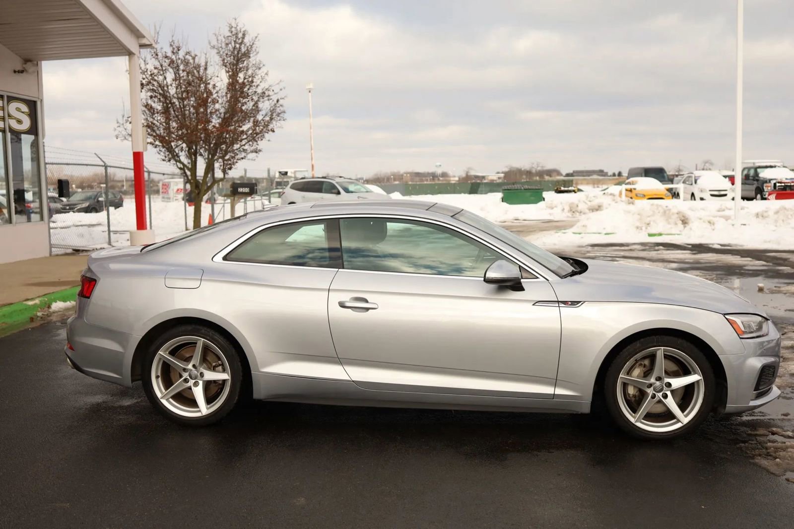 Used 2018 Audi A5 2.0T Premium Plus w/ Premium Plus AWD/4WD image 4