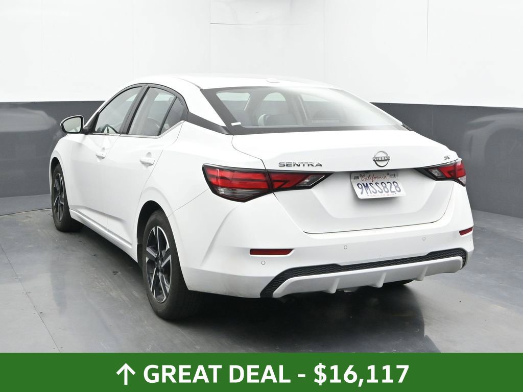 Used 2024 Nissan Sentra SV FWD image 12