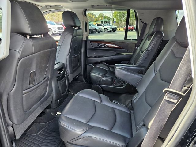 Used 2019 Cadillac Escalade Luxury AWD/4WD image 10