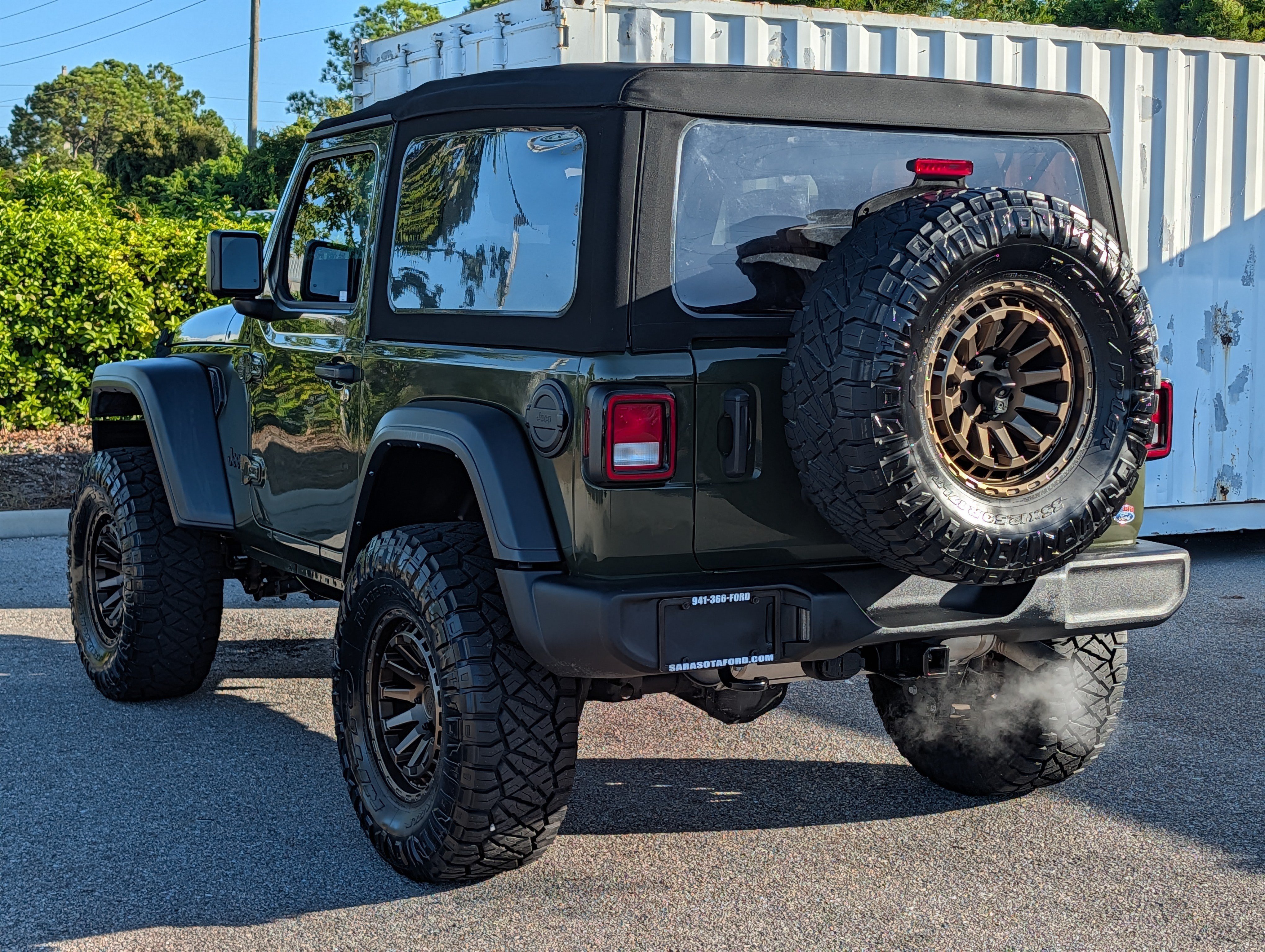 Used 2024 Jeep Wrangler Sport AWD/4WD image 7
