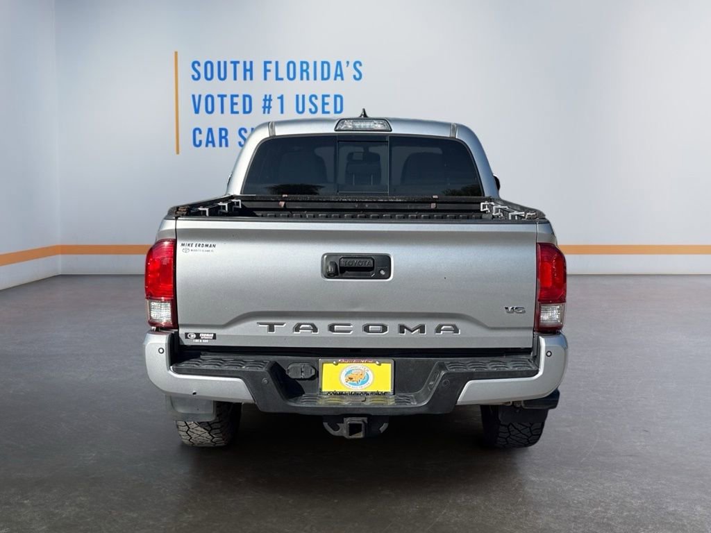 Used 2017 Toyota Tacoma TRD Off-Road w/ Premium & Technology Package image 5