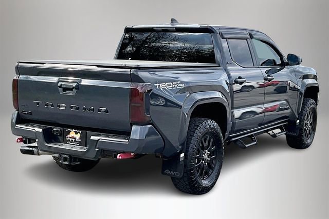 Used 2024 Toyota Tacoma SR5 AWD/4WD image 5