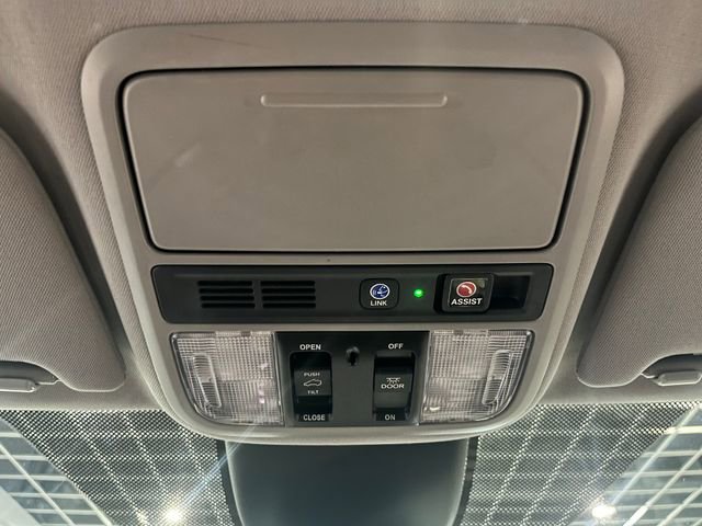 Used 2024 Honda Odyssey Elite image 24