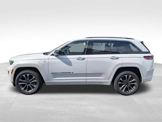 Used 2023 Jeep Grand Cherokee Overland w/ Advanced Protech Group III AWD/4WD image 4
