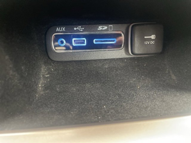 Used 2017 Jeep Grand Cherokee Limited image 26