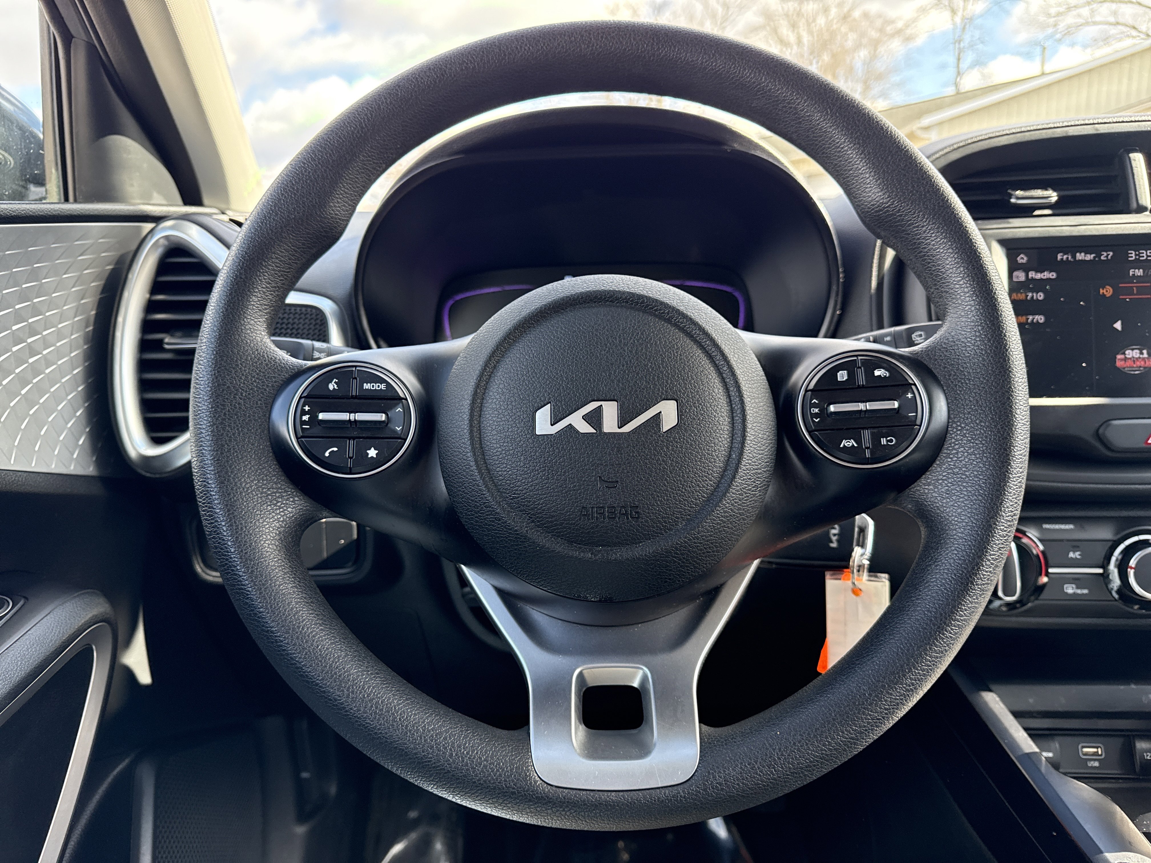 Used 2025 Kia Soul LX w/ LX Technology Package image 25