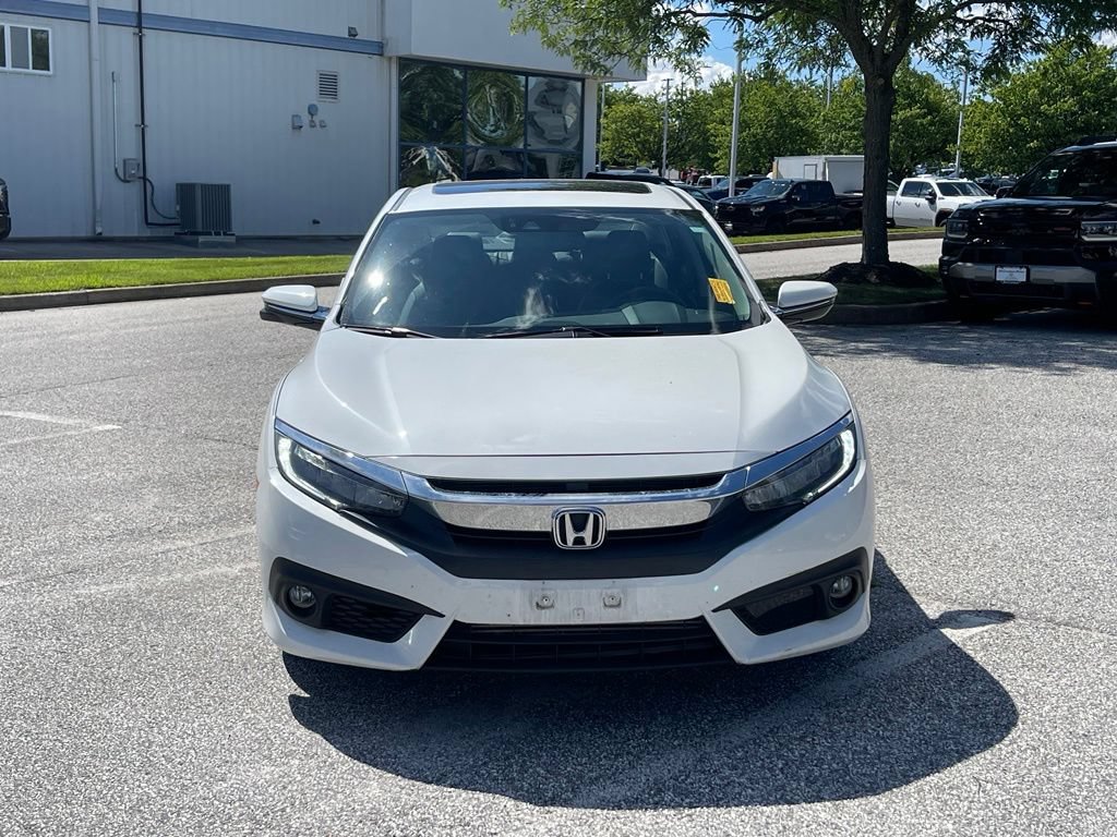 Used 2017 Honda Civic Touring image 2